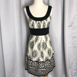 Small beautiful black white casual dress. Classy